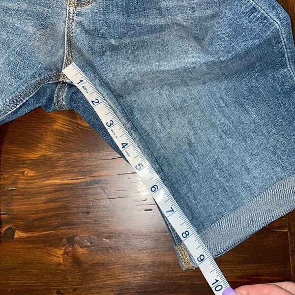 Old Navy Bermuda Short High Rise Jean Shorts Size 2 - Picture 6 of 8